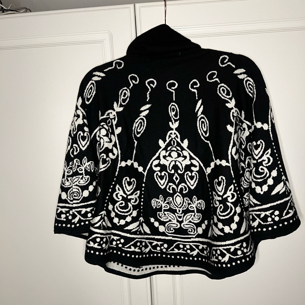 Max Mara 100% Wool Graphic Knit Turtleneck Poncho Cape - Picture 12 of 16